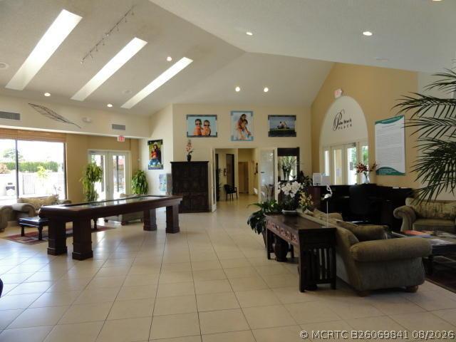 1561 Windorah Way Unidad C