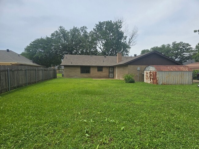 Photo - Refurbished - 3 bdrm 2 bath
