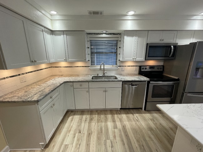 Photo - 44 Salt Marsh Dr