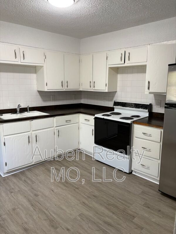 Photo - 507 Henrie Ave Unit 2