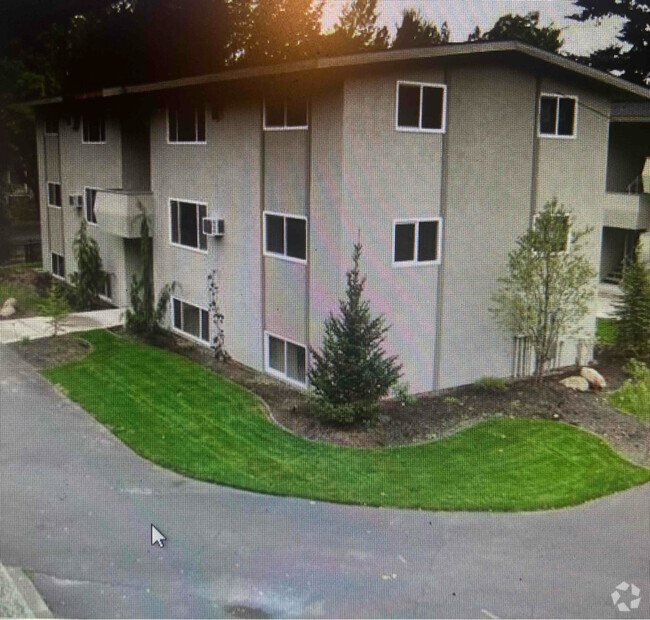 Building Photo - 2417 S Grand Blvd Unit A5 Rental