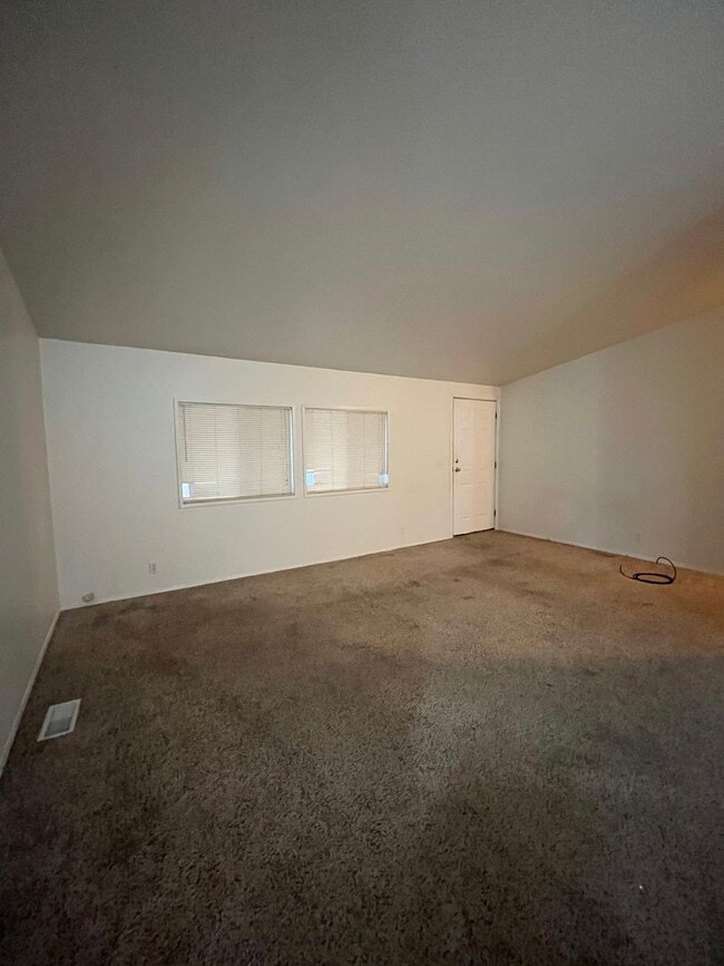 Photo - 3-Bedroom 2-Bathroom home in Thurston