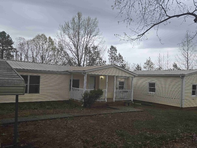 Building Photo - 513 Horseshoe Lake Rd