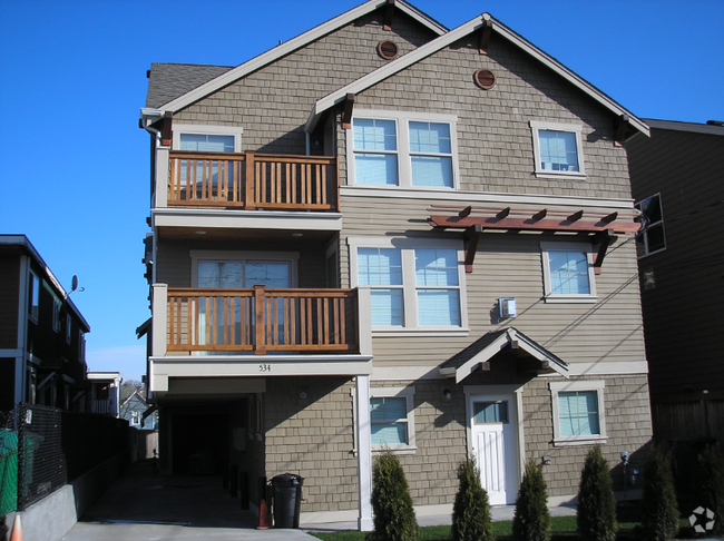 Building Photo - 532 24th Ave S Rental
