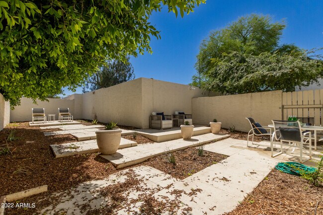 Photo - 4656 N 40th St