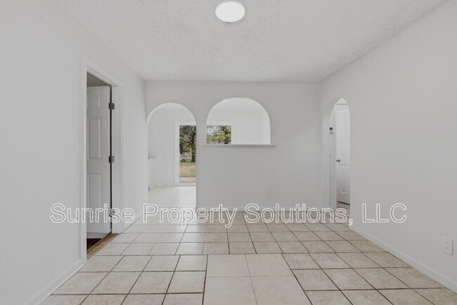 Photo - 9301 N Sherwell Dr