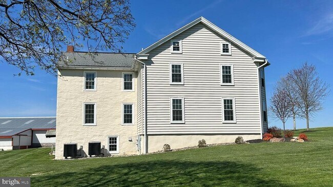 Photo - 165 Ammon Rd