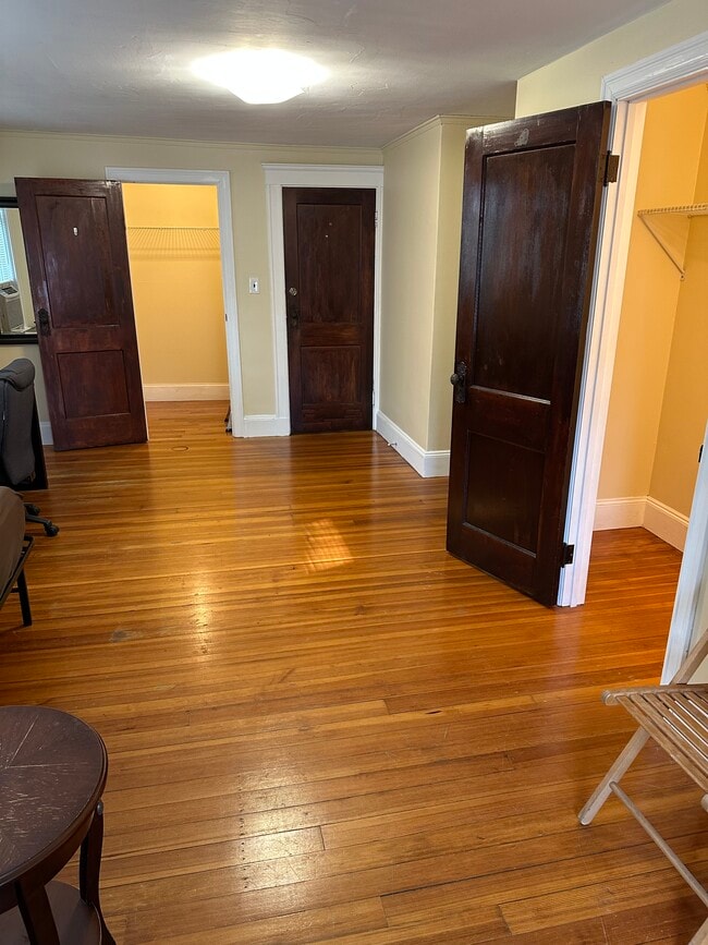 Photo - 121 Glenville Ave Unidad 121 Glenville Ave