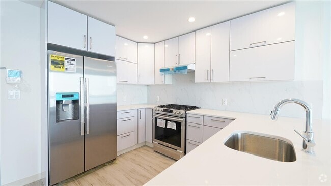 Building Photo - 14- 50 110th St Unit 305 Rental