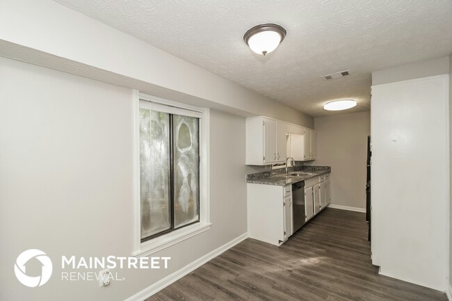 Photo - 2085 Swan Ct