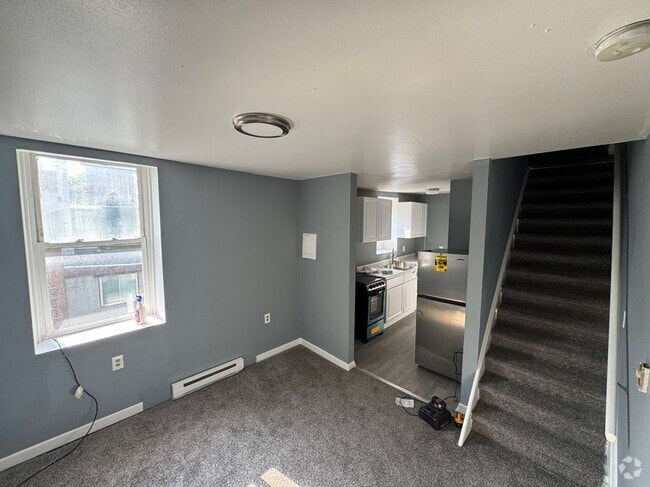 Building Photo - 663 2nd Ave Rental
