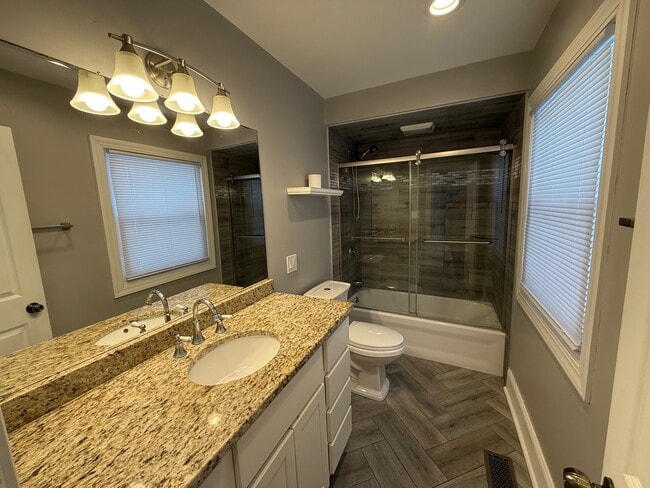 Photo - 15036 W Russell Rd