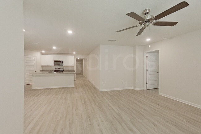 Photo - 317 Monarch Ln