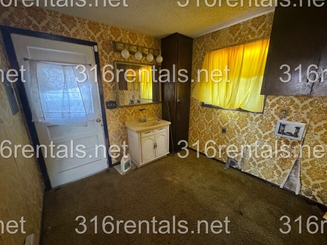 Photo - $995 - 3 bed 1 bath - Single Family Home