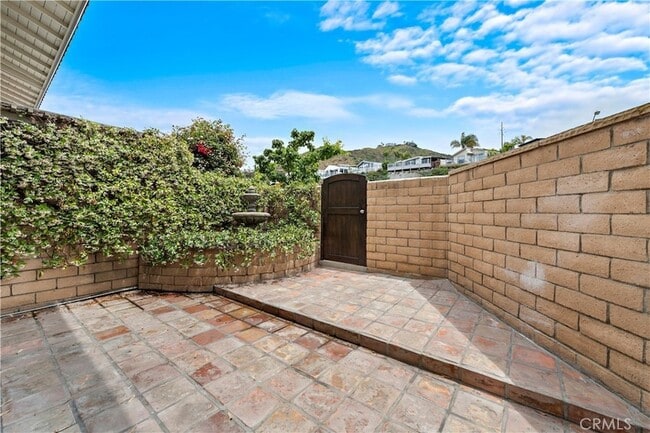 Photo - 7 Blue Lagoon