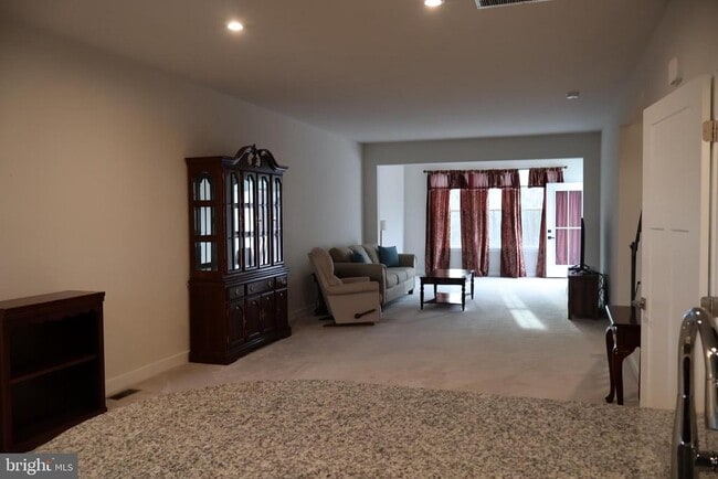 Photo - 659 Thomas Penn Dr