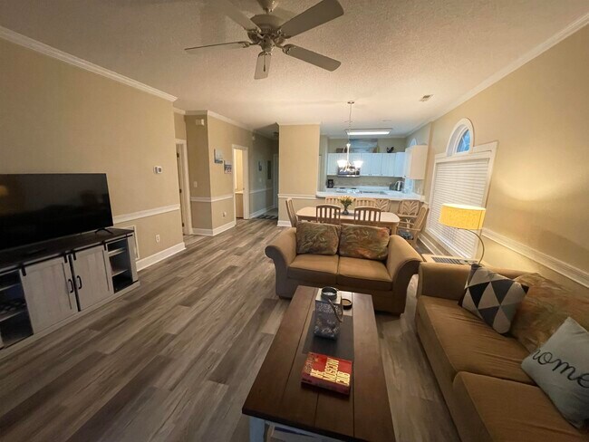 Photo - 702 Riverwalk Dr