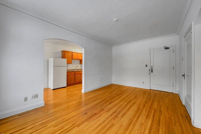 Garfield Apartments