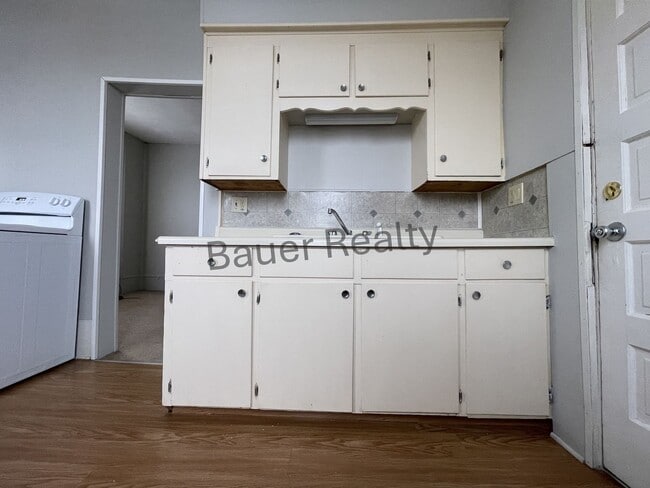 Photo - ad108 Unidad 112