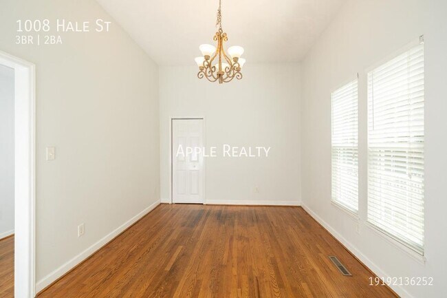 Photo - 1008 Hale St