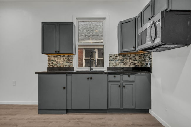 Photo - 3353 Fullerton Ave