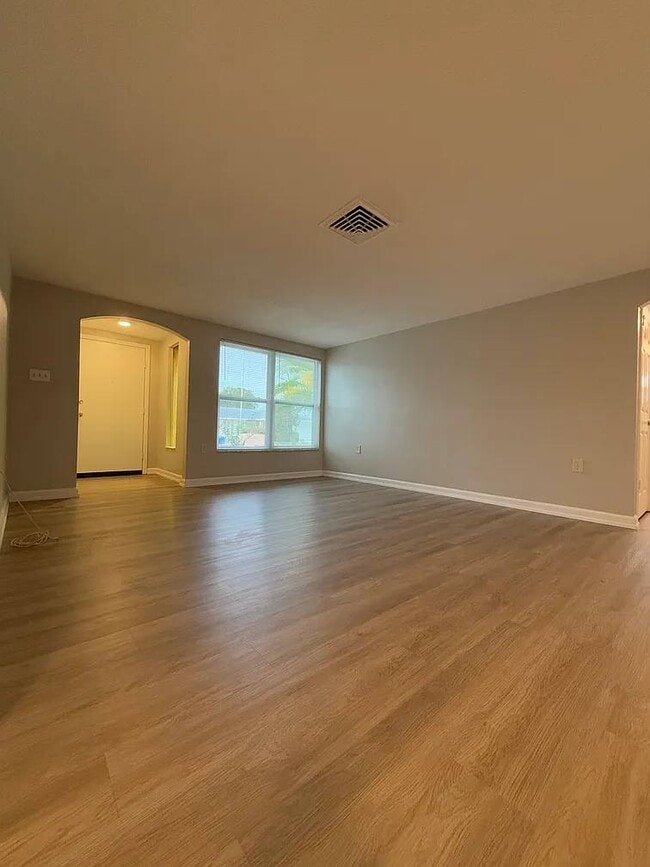 Photo - 9130 Haverford Ln