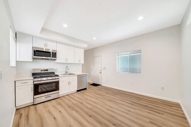 Photo - 14527 Hartland-11 Unit 11