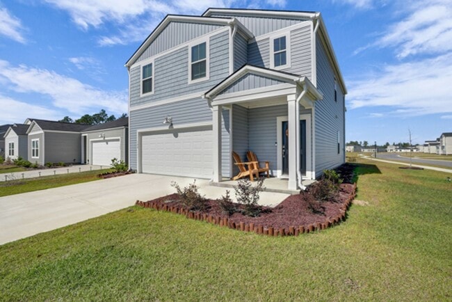 Building Photo - New Hampstead Beauty