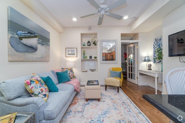 Building Photo - 208 Park Ave Unit 1R Rental