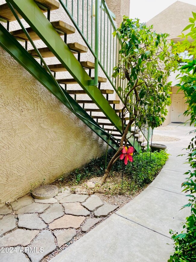 Photo - 1295 N Ash St Unit 613