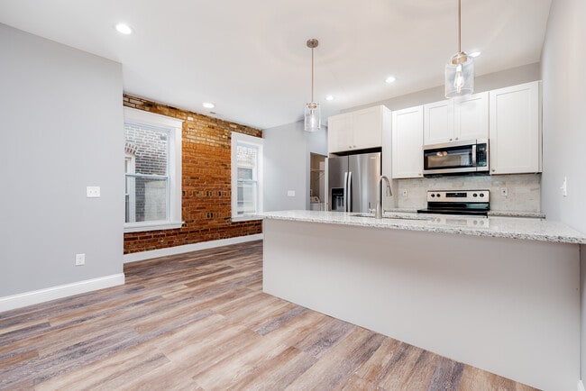 Building Photo - 3909 Wyoming St Unit 3911 #A