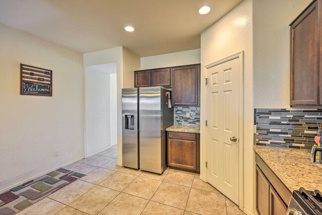 6808 N 86th Ln Unit SI ID1546070P