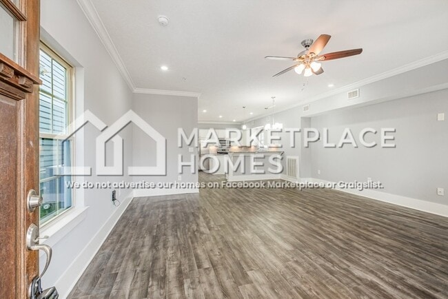 Photo - 151 Laurel Way