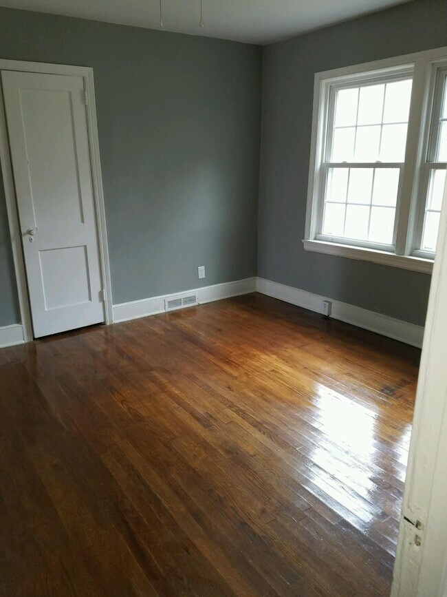Photo - 3004 Peebles Dr