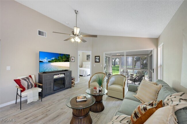 Photo - 14871 Crescent Cove Dr