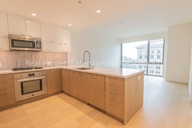 400 S Broadway Unit 1301