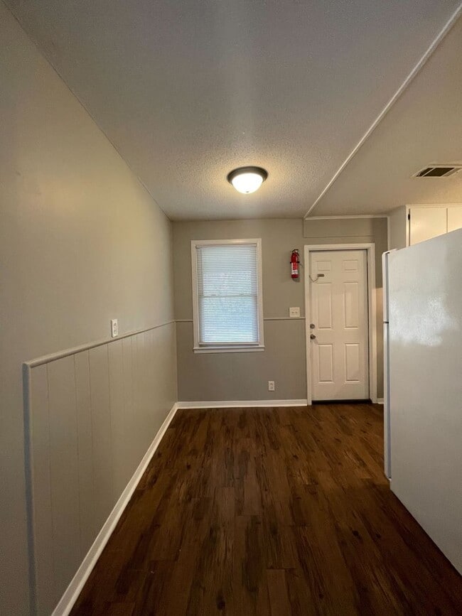 Photo - 1133 Beechdale Rd