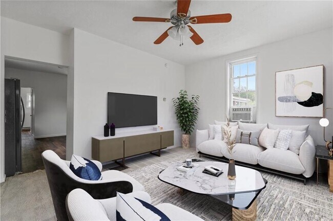 Photo - 2935 Devlin St