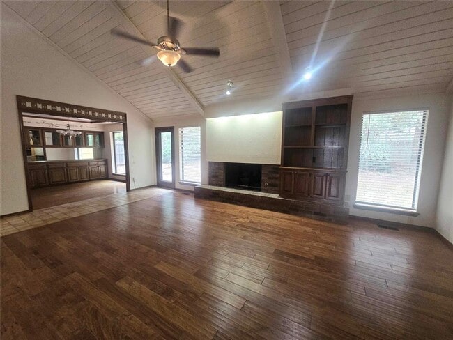 Photo - 1212 Kingston Ct