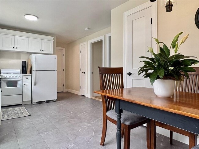 Photo - 70 Carroll Ave Unidad 1210