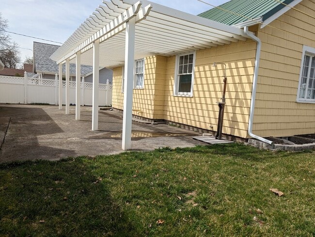 Photo - Charming 3 bedroom Normal Hill house