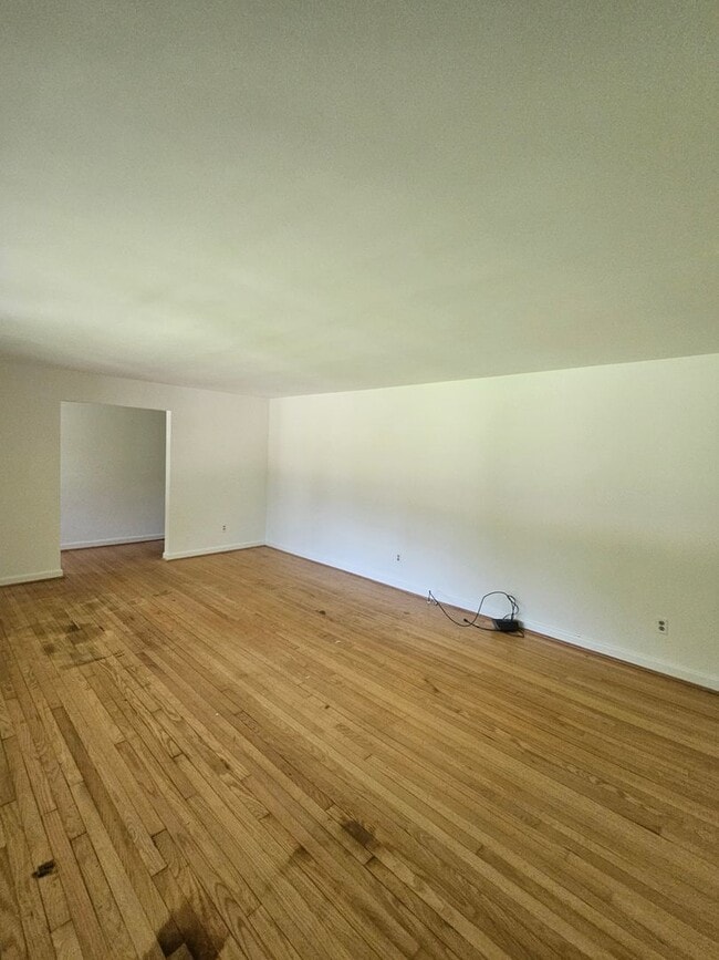 Photo - 7022 Gardner Dr