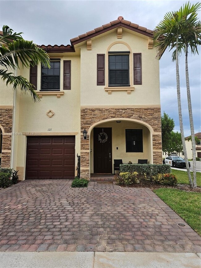 Photo - 121 SE 33rd Terrace Townhome