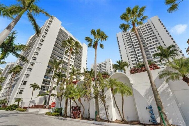 Photo - 1904 S Ocean Dr Apartment Unit 1904 S Ocean Dr  TS206