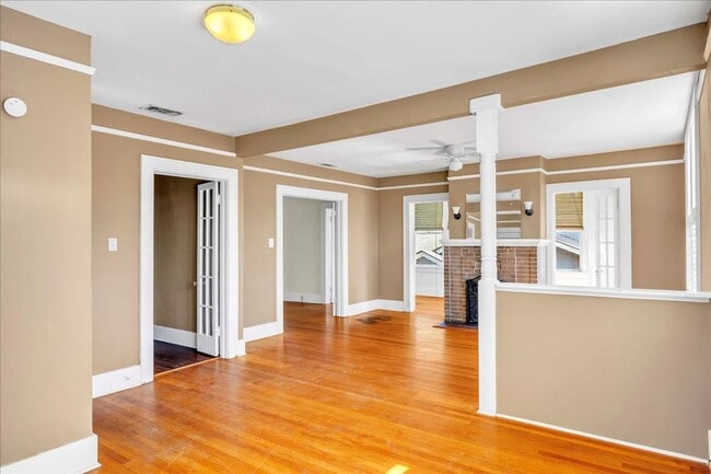 Photo - Upstairs Large 3 bedroom apartment in Ardsley Park