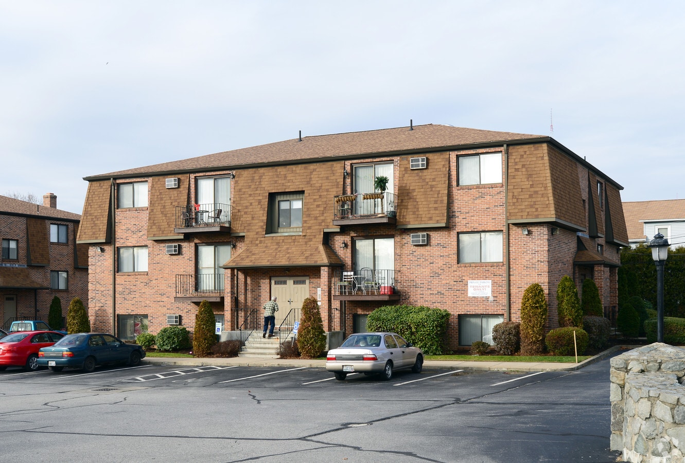 Farmington Terrace - Farmington Terrace