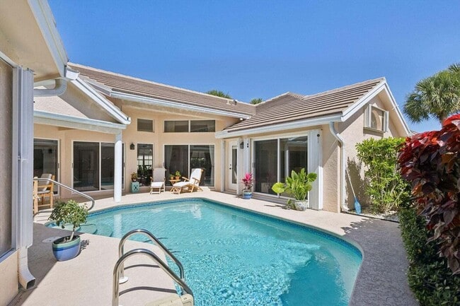 Photo - 16481 Riverwind Dr