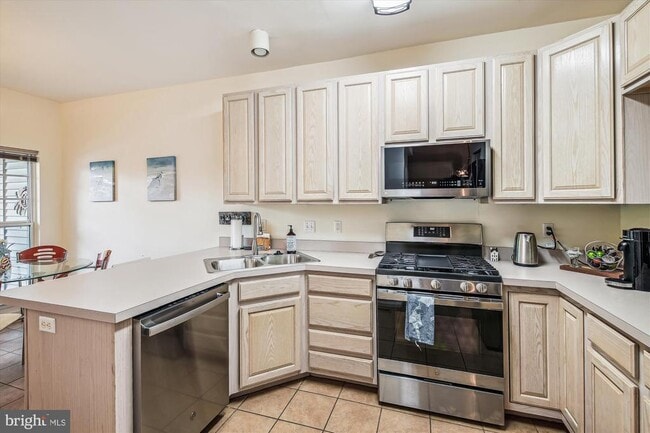 Photo - 928 Yacht Club Dr