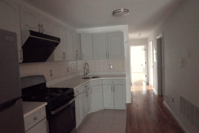 Photo - 342 Forrest St