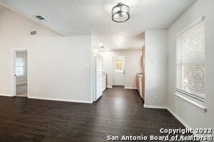 Photo - 2244 Eastman Ave